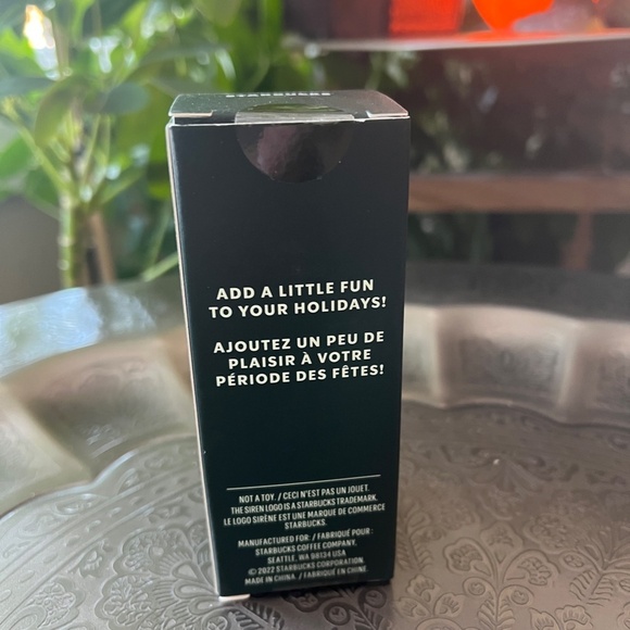 ✨NWT Starbucks 2022 Jeweled Holiday White Keychain Ornament✨ - Picture 3 of 3